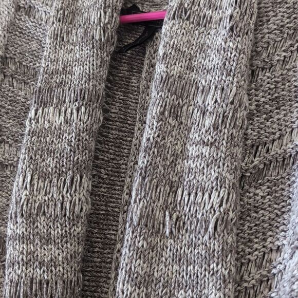 BCBGMAXAZRIA Jane Oversized Heavy Knit Sweater Cardigan Ruched Back Size S - Picture 5 of 16